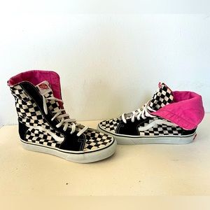 Rare Super Hi high top Vans. pink and checkered. W 9.5